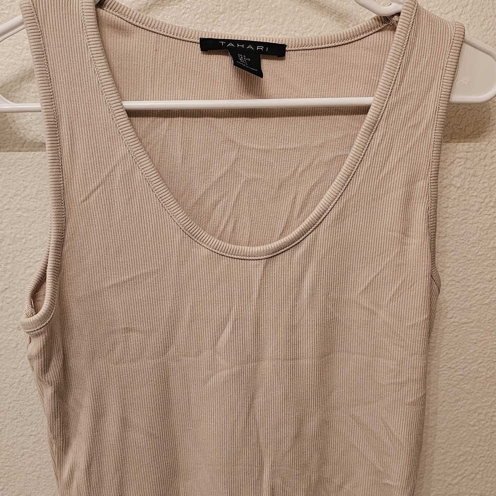 Tahari Ribbed Scoop Neck Crop Tank in Beige